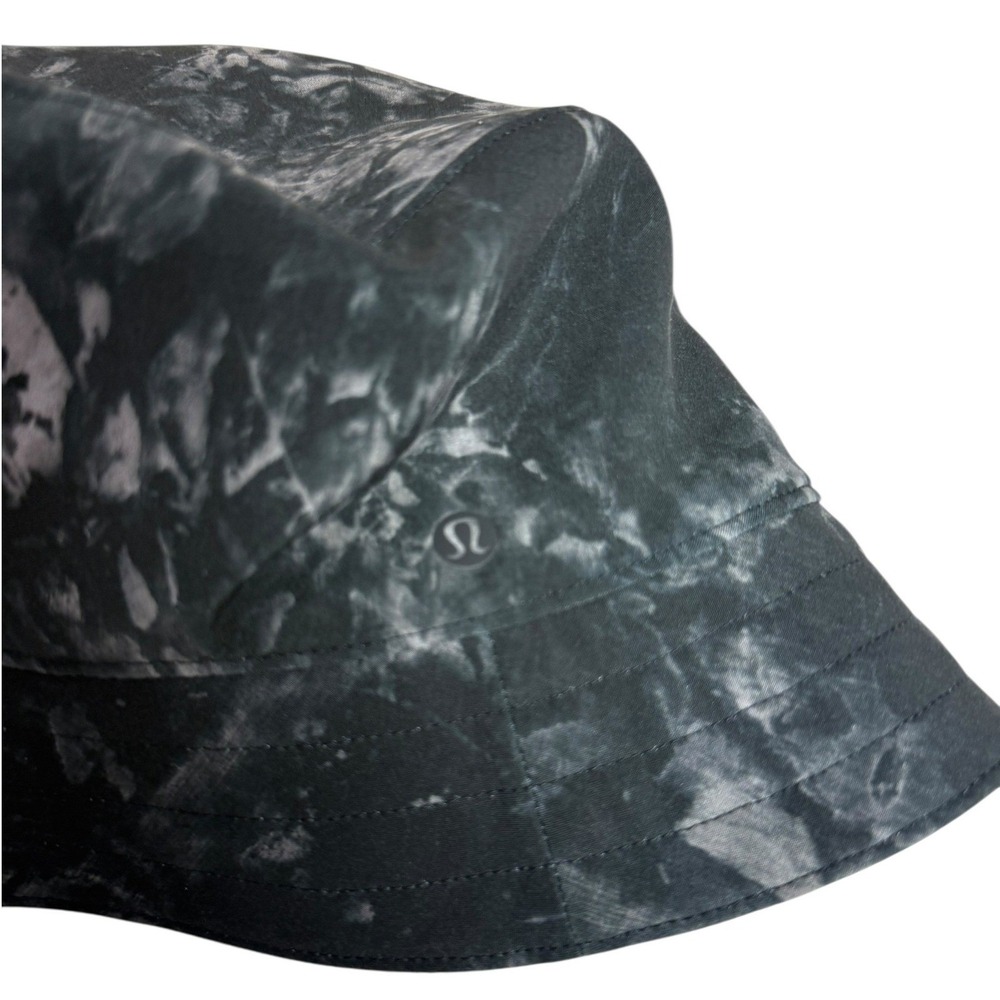 Lululemon Both Ways Reversible Bucket Hat Tie Dye Outdoors Sun Cap Black EUC - Picture 7 of 7